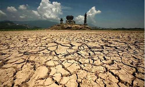 什么气候现象会导致地球下几十年的大雨_受什么气候影响